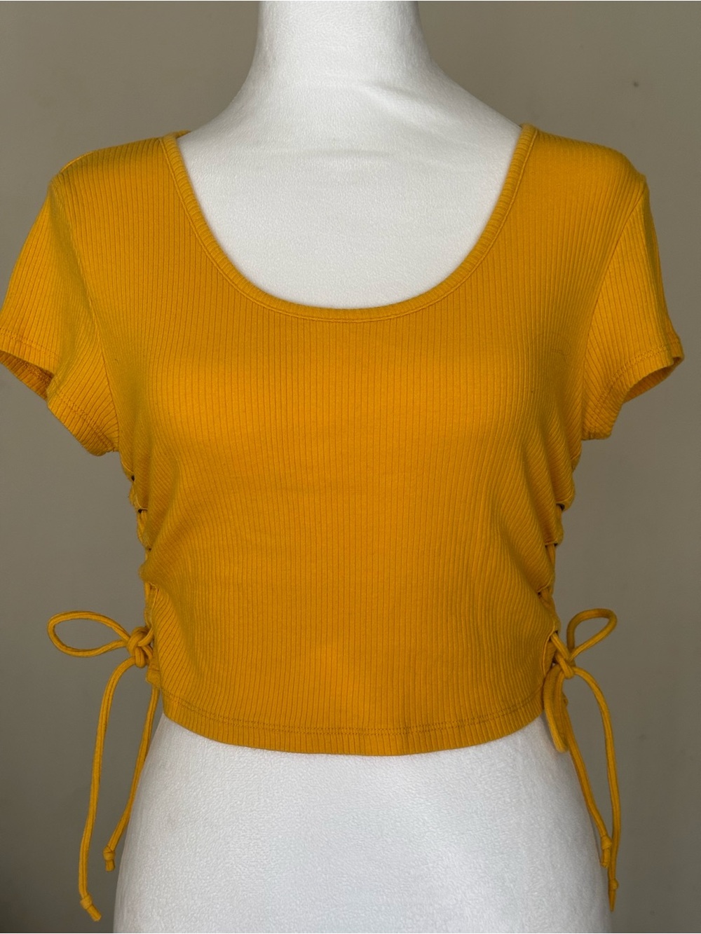 Papaya Mustard Ribbed Short Sleeve Side-Tie Crop Top